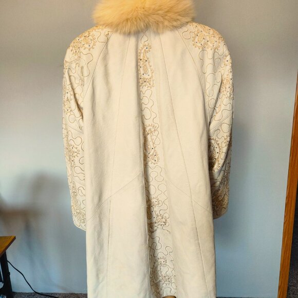 #722 Leather/fox fur coat - Picture 5 of 6